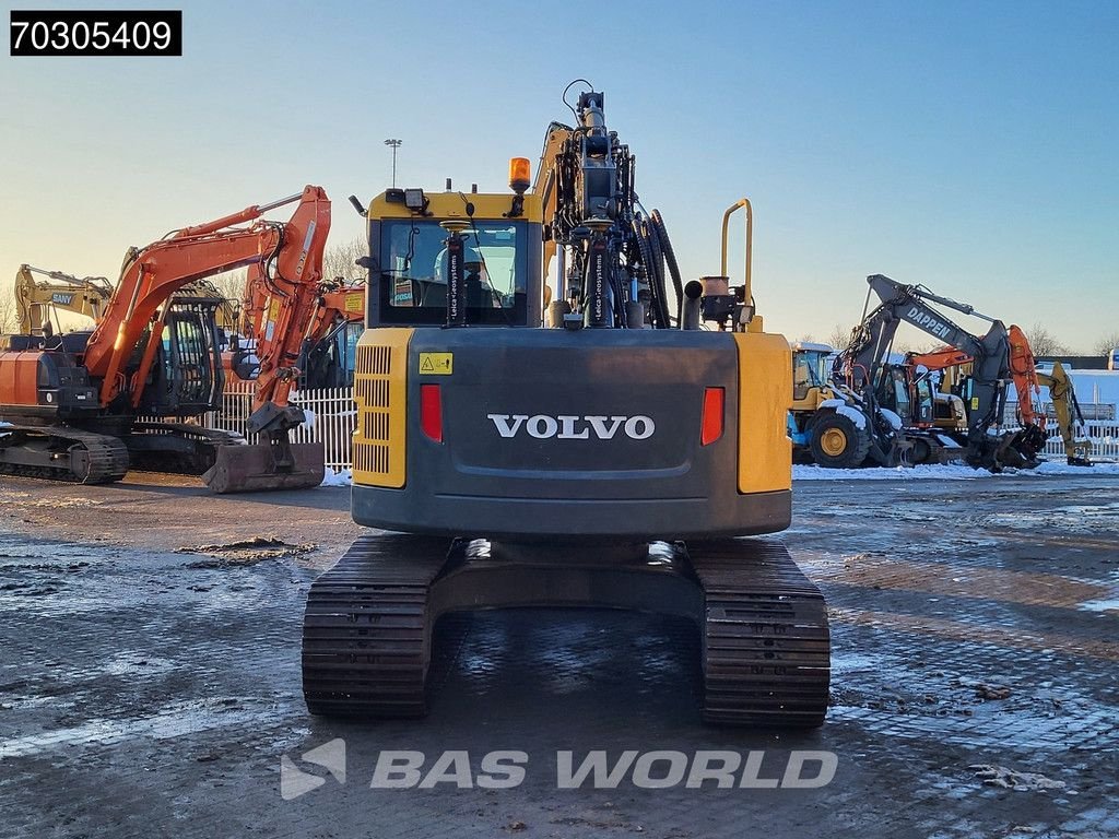 Kettenbagger от тип Volvo ECR145 C L, Gebrauchtmaschine в Veghel (Снимка 3)