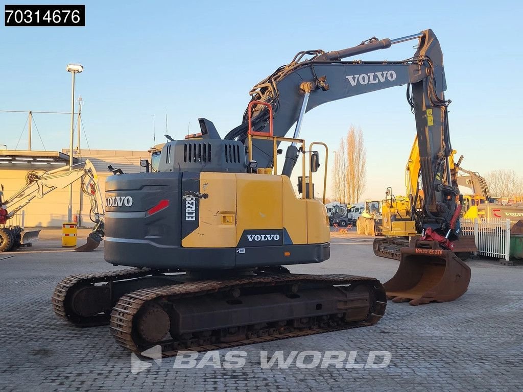 Kettenbagger του τύπου Volvo ECR235 E L, Gebrauchtmaschine σε Veghel (Φωτογραφία 5)