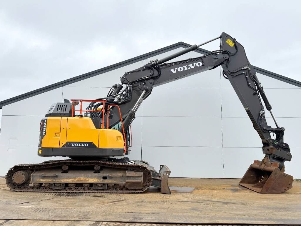 Kettenbagger des Typs Volvo ECR355ENL - German Machine / Oilquick / Auto Lube, Gebrauchtmaschine in Veldhoven (Bild 9)