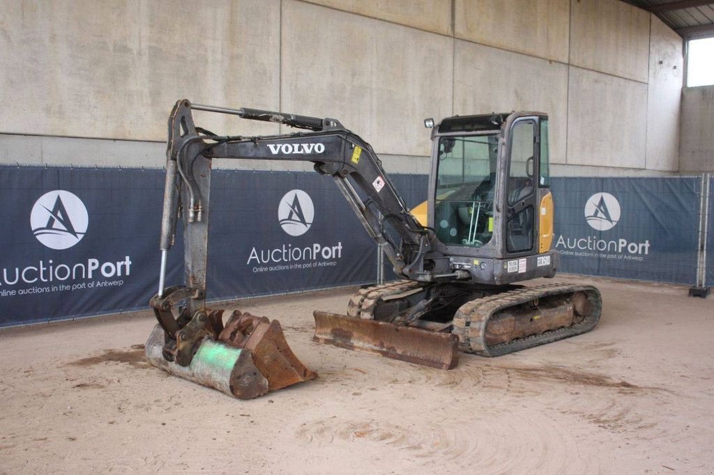 Kettenbagger a típus Volvo ECR50D, Gebrauchtmaschine ekkor: Antwerpen (Kép 9)