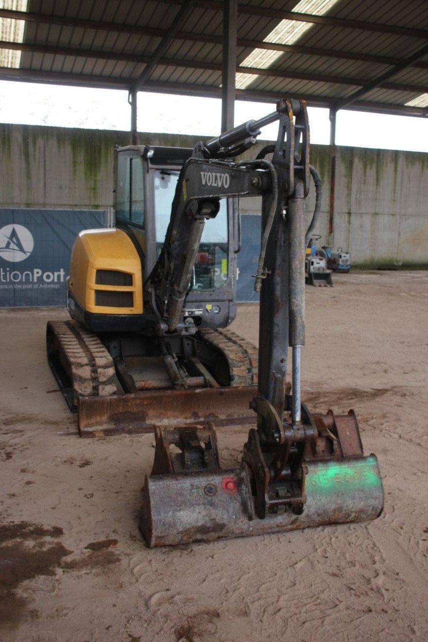 Kettenbagger a típus Volvo ECR50D, Gebrauchtmaschine ekkor: Antwerpen (Kép 7)