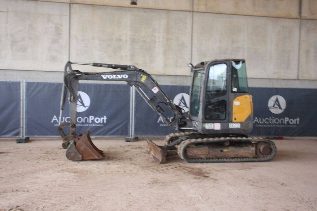 Kettenbagger Türe ait Volvo ECR50D, Gebrauchtmaschine içinde Antwerpen (resim 1)