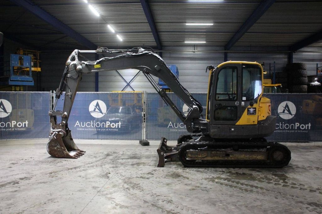 Kettenbagger Türe ait Volvo ECR88D, Gebrauchtmaschine içinde Antwerpen (resim 2)