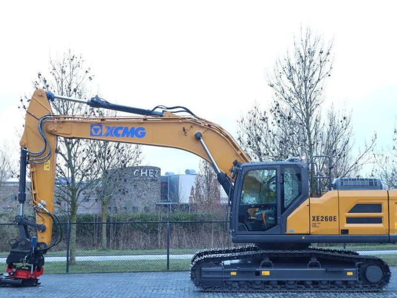 Kettenbagger of the type XCMG XE260E ROTOTILT R8 CUMMINS STAGE V EC250 SY265 326, Gebrauchtmaschine in Marknesse (Picture 1)