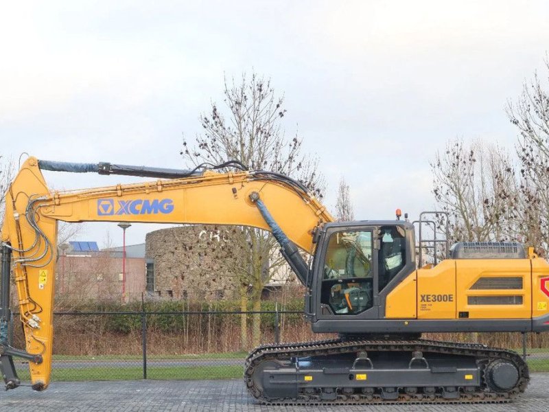Kettenbagger of the type XCMG XE300E CE CUMMINS STAGE V EC300 SY305 330, Gebrauchtmaschine in Marknesse