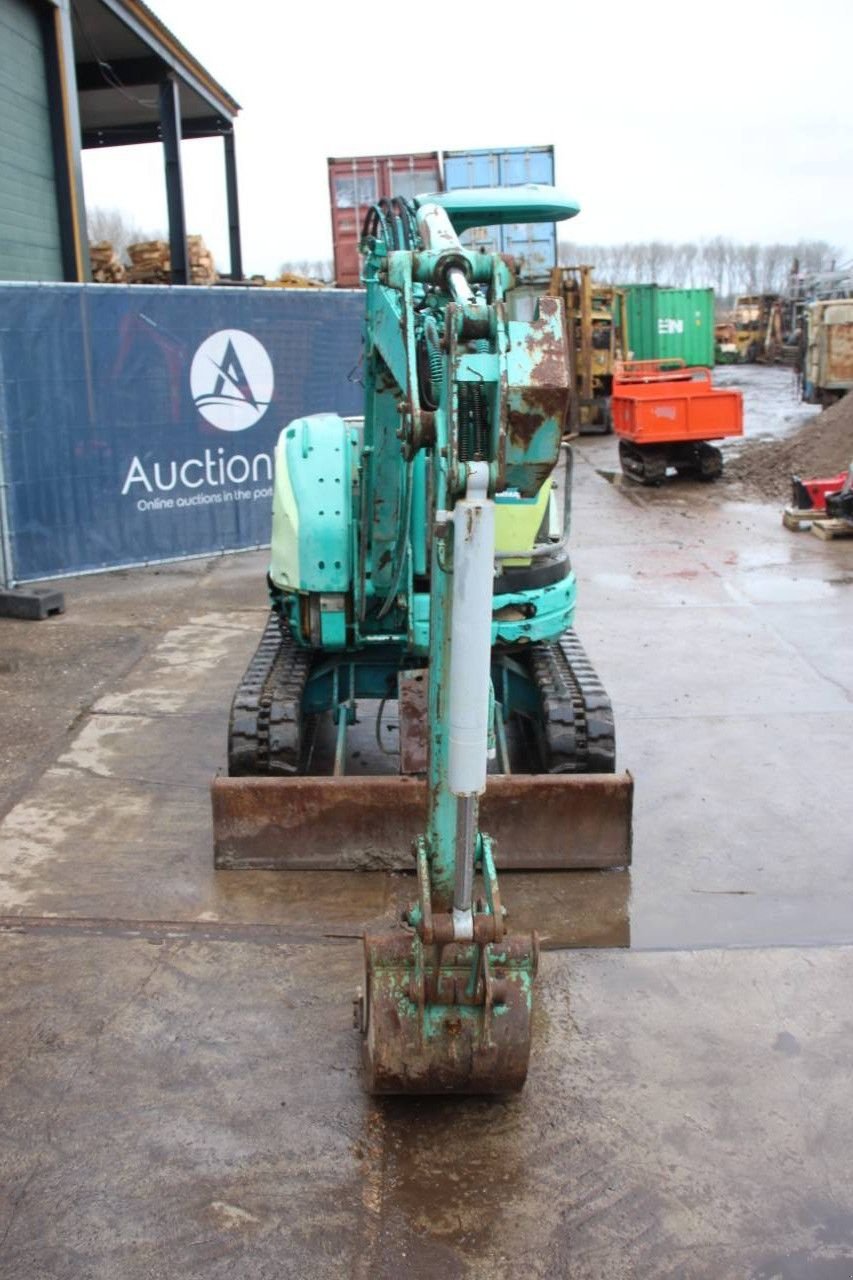 Kettenbagger от тип Yanmar B2U, Gebrauchtmaschine в Antwerpen (Снимка 8)