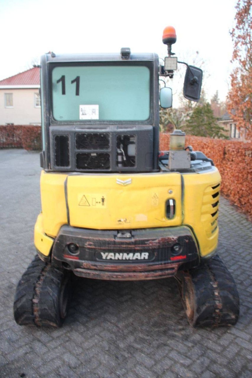 Kettenbagger du type Yanmar SV60-A, Gebrauchtmaschine en Antwerpen (Photo 4)