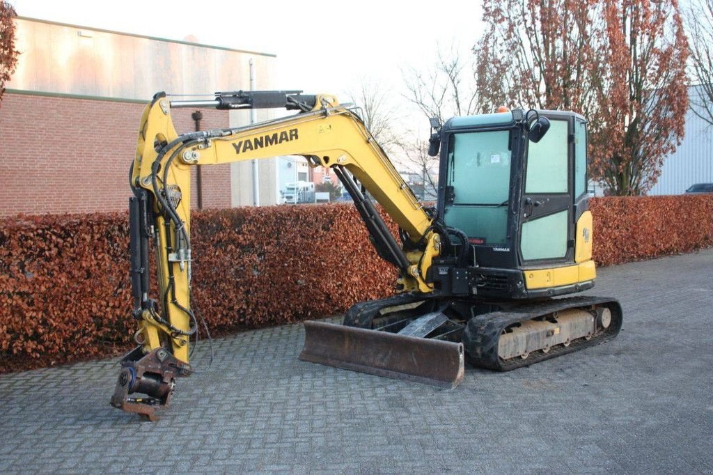 Kettenbagger du type Yanmar SV60-A, Gebrauchtmaschine en Antwerpen (Photo 9)