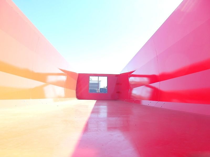 Kipper of the type Annaburger HTS 20 G.12, Neumaschine in Annaburg (Picture 11)