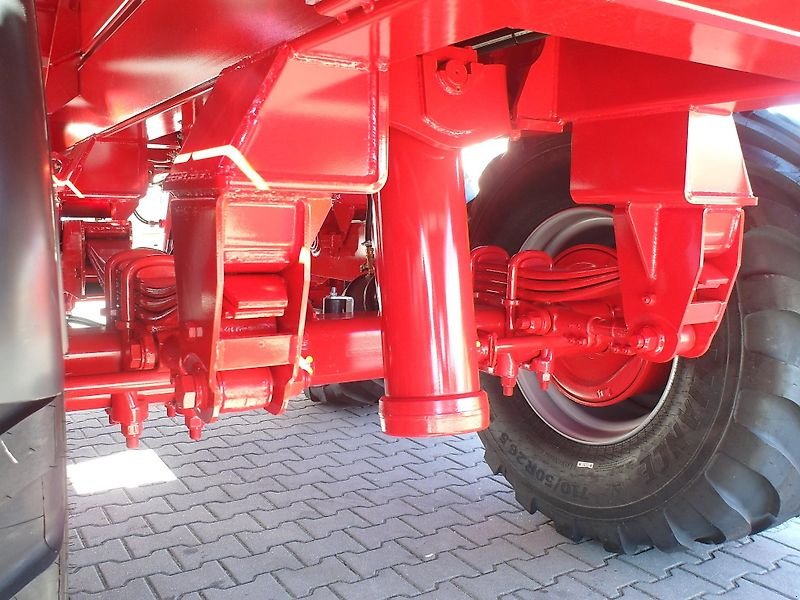 Kipper of the type Annaburger HTS 20 G.12, Neumaschine in Annaburg (Picture 9)