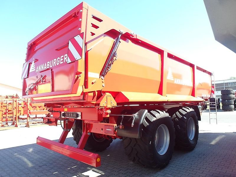 Kipper of the type Annaburger HTS 20 G.12, Neumaschine in Annaburg (Picture 3)