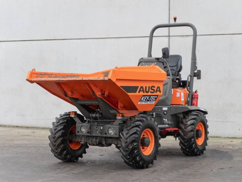 Kipper des Typs Ausa D 301 AHG, Neumaschine in Moerbeke