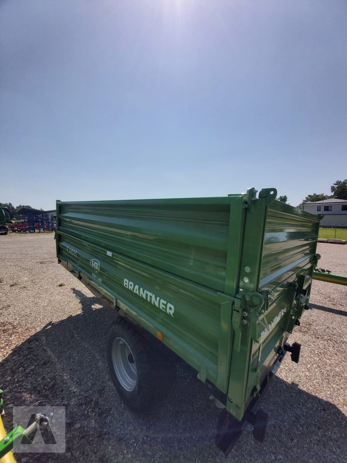 Kipper des Typs Brantner E 6035 Euro-Line, Neumaschine in Schwabmünchen (Bild 2)