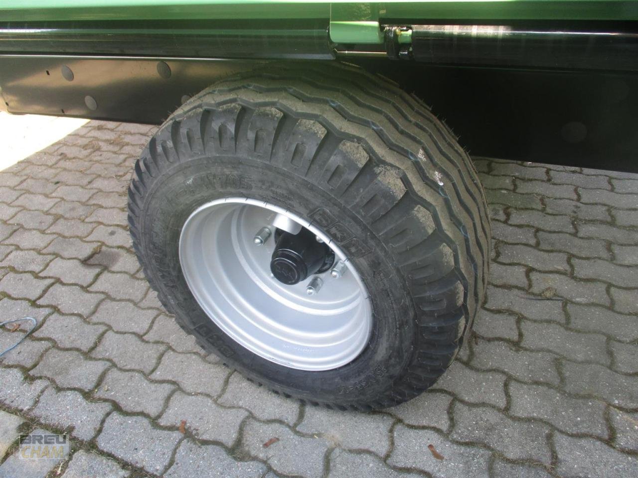 Kipper des Typs Brantner E 6040, Neumaschine in Cham (Bild 9)