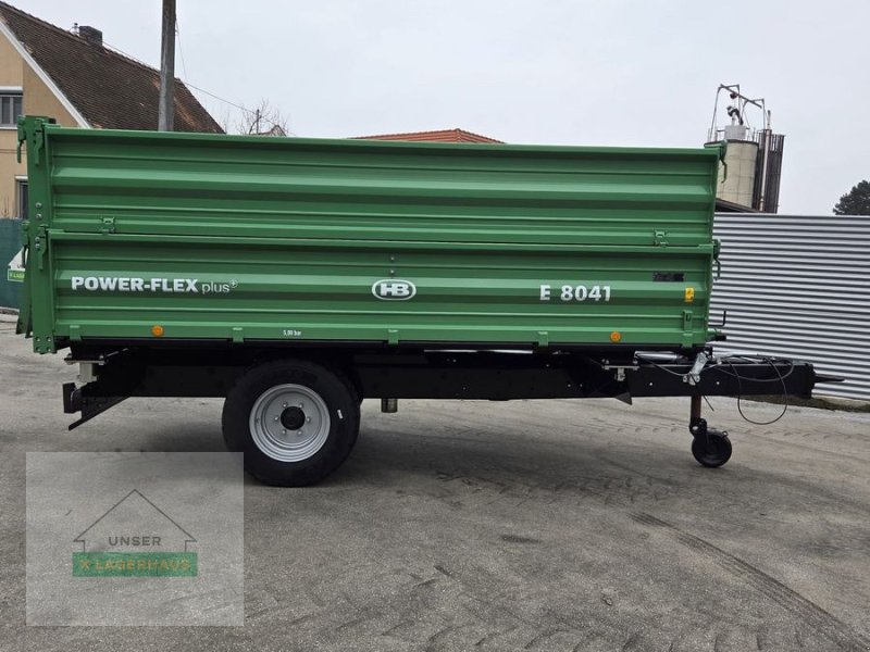 Kipper des Typs Brantner E 8041, Neumaschine in Grosswilfersdorf