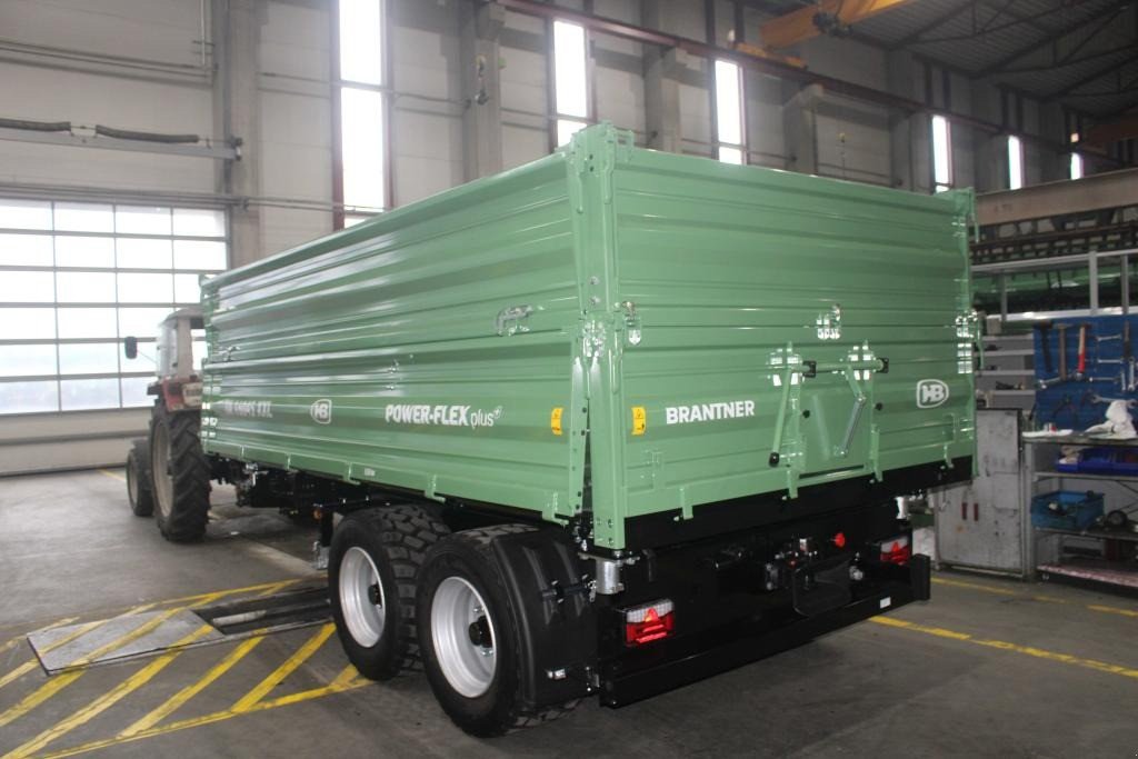 Kipper of the type Brantner TA 16045, Neumaschine in Balterswil (Picture 2)