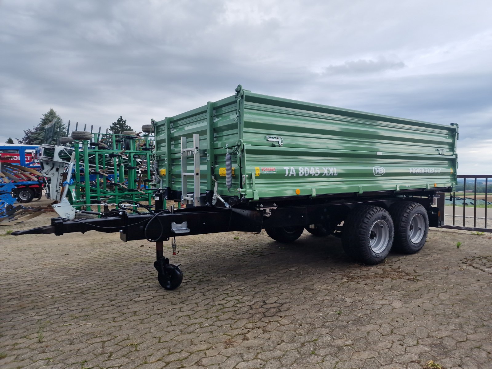 Kipper Türe ait Brantner TA 8045 XXL, Gebrauchtmaschine içinde Konradsreuth (resim 3)