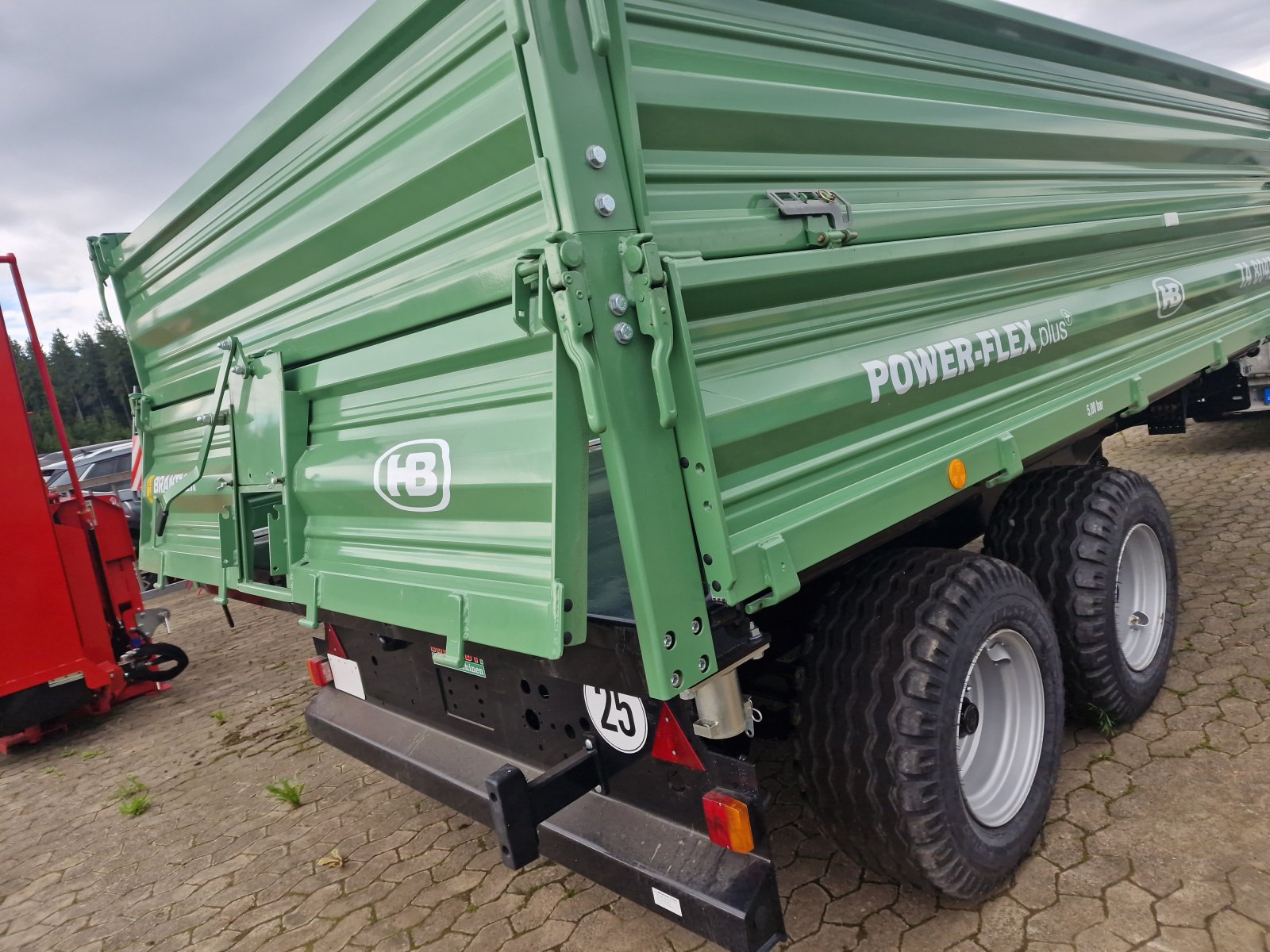 Kipper Türe ait Brantner TA 8045 XXL, Gebrauchtmaschine içinde Konradsreuth (resim 4)