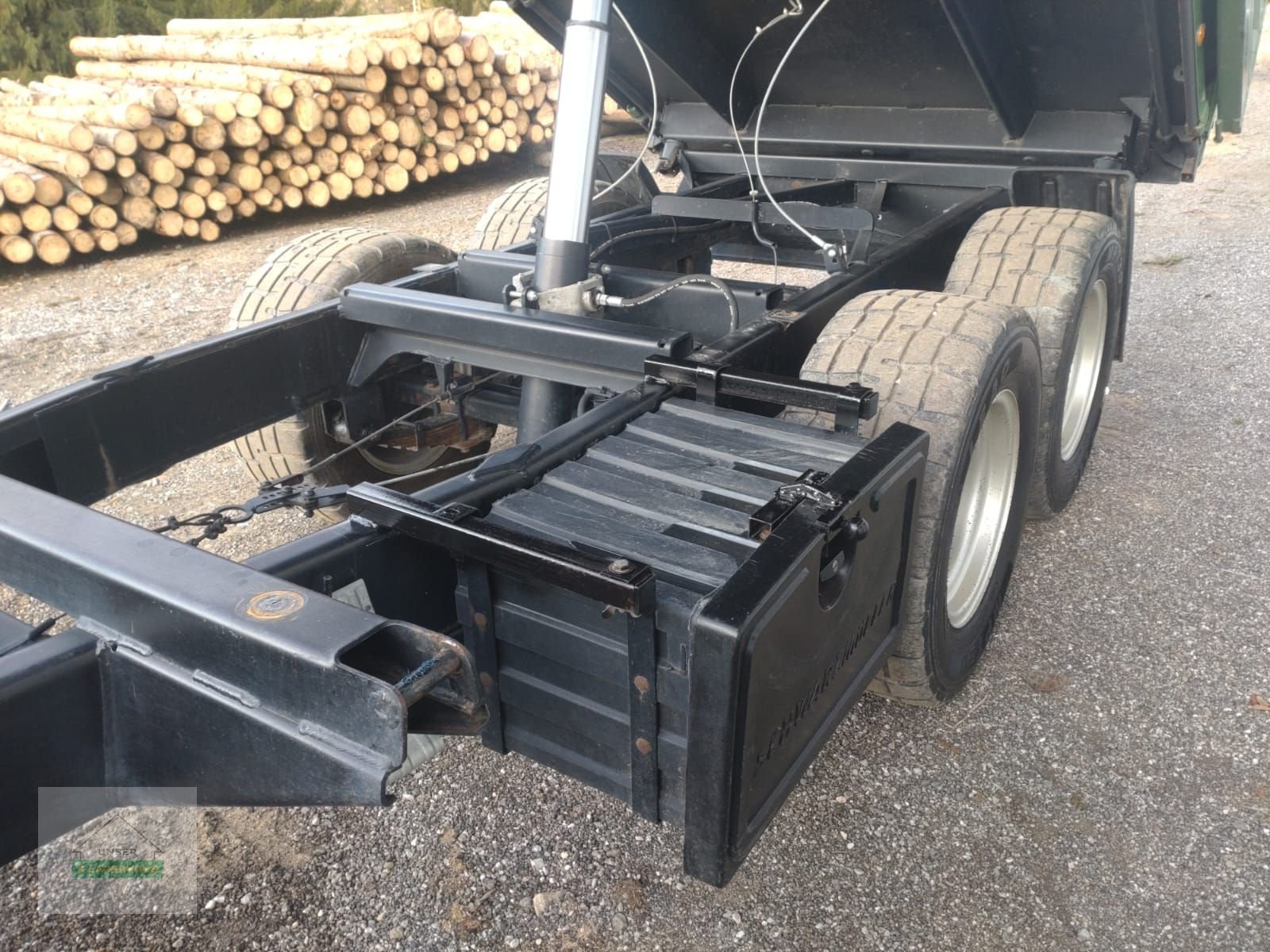 Kipper van het type Brantner Tandemkipper TA 10041, Gebrauchtmaschine in Wartberg (Foto 4)