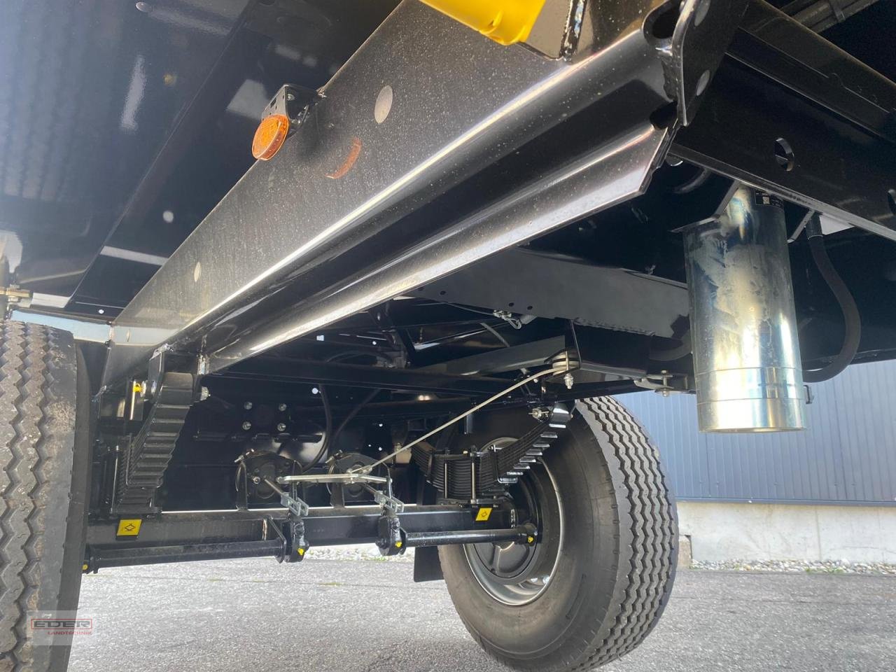 Kipper des Typs Brantner Z 15045 XXL Aktion, Neumaschine in Tuntenhausen (Bild 9)