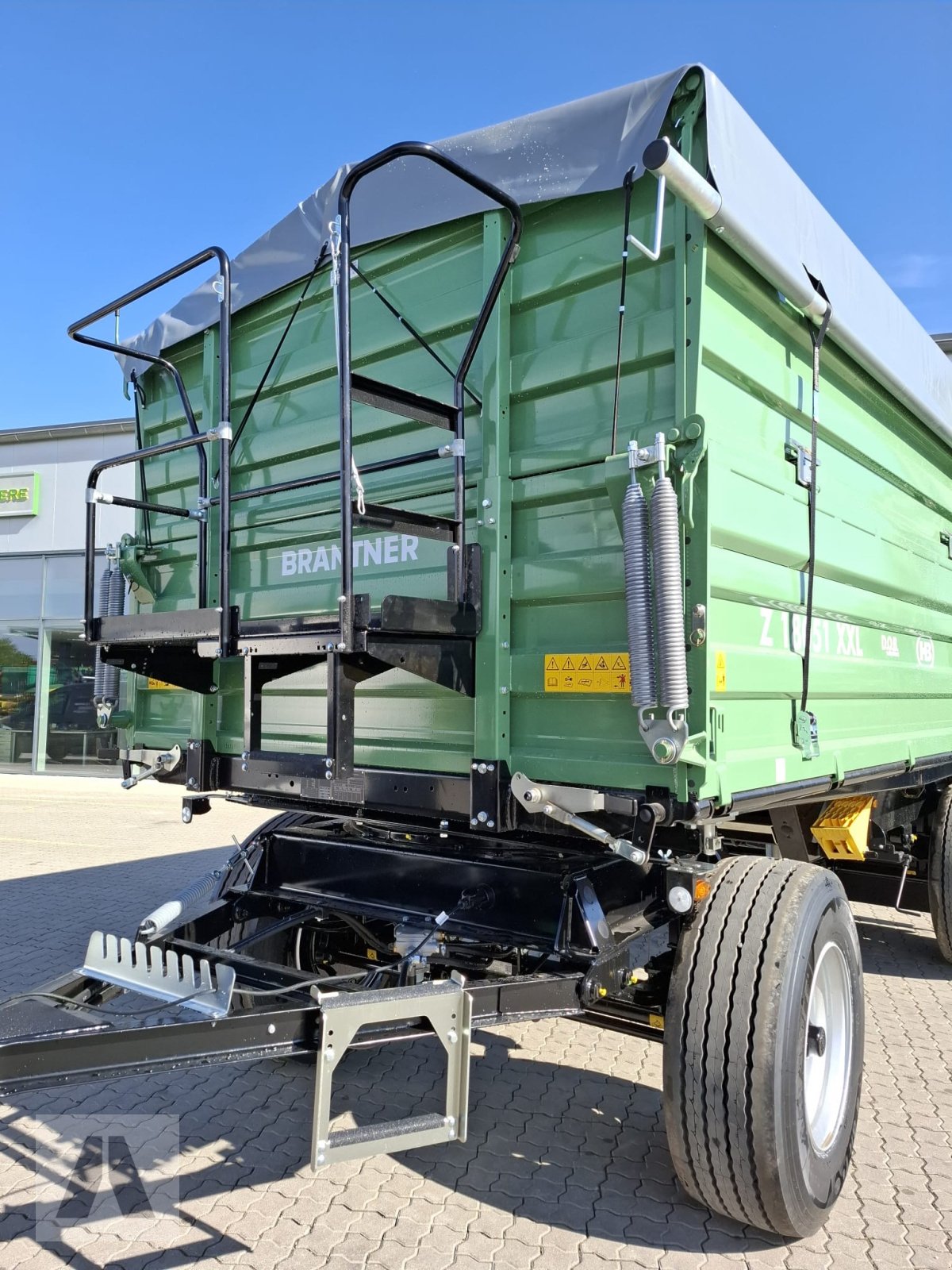 Kipper of the type Brantner Z 18051 XXL, Neumaschine in Langweid am Lech (Picture 2)