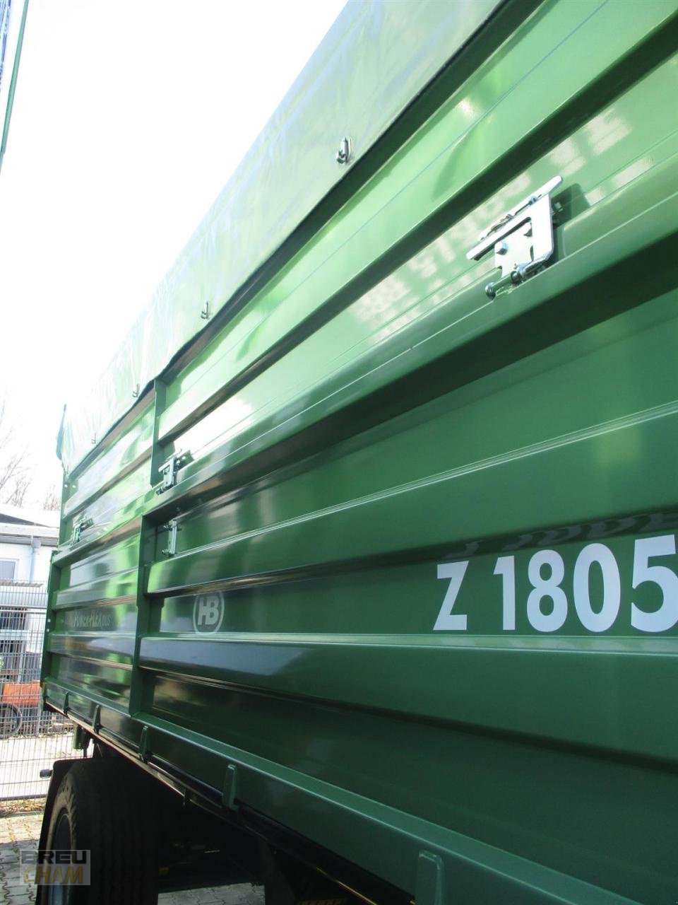 Kipper des Typs Brantner Z 18051, Neumaschine in Cham (Bild 9)