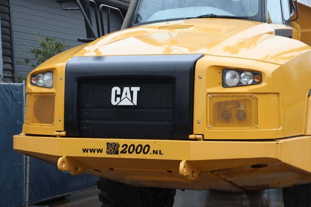 Kipper от тип Caterpillar 725C2, Gebrauchtmaschine в Antwerpen (Снимка 11)