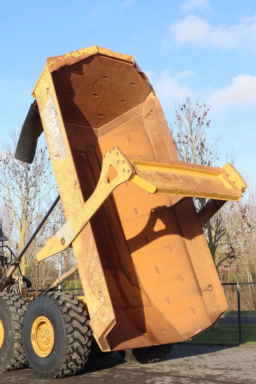 Kipper tipa Caterpillar 730 04A TAILGATE LOW HOURS, Gebrauchtmaschine u Marknesse (Slika 8)