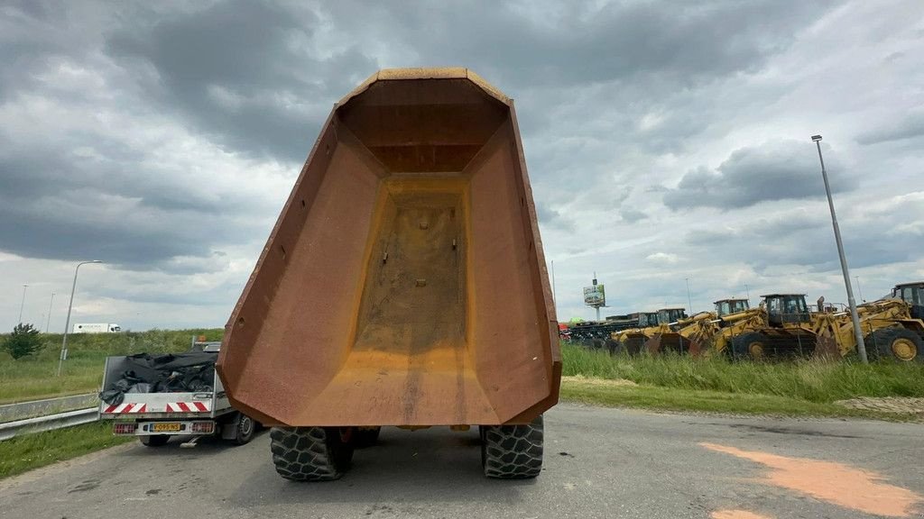 Kipper от тип Caterpillar 740B, Gebrauchtmaschine в Velddriel (Снимка 10)