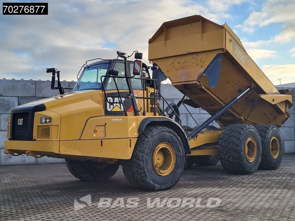 Kipper от тип Caterpillar 745 TAIL GATE, Gebrauchtmaschine в Veghel (Снимка 2)