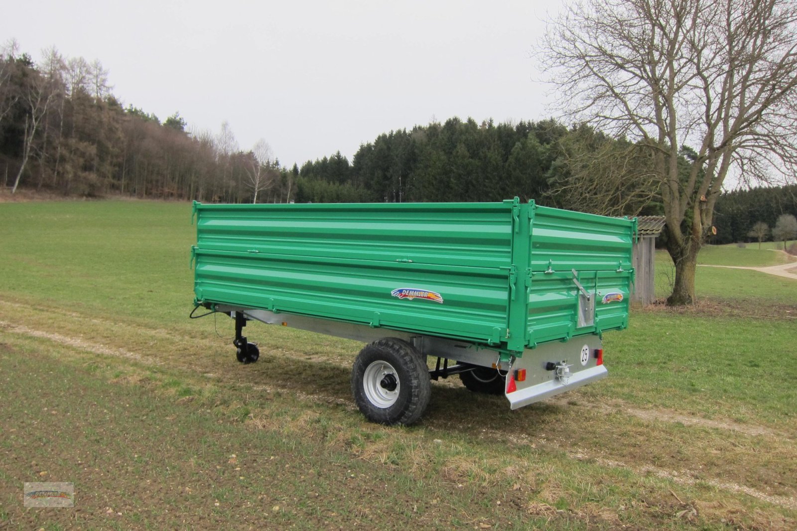 Kipper des Typs Demmler EDK 65 L, Neumaschine in Wertingen-Geratshofen (Bild 2)