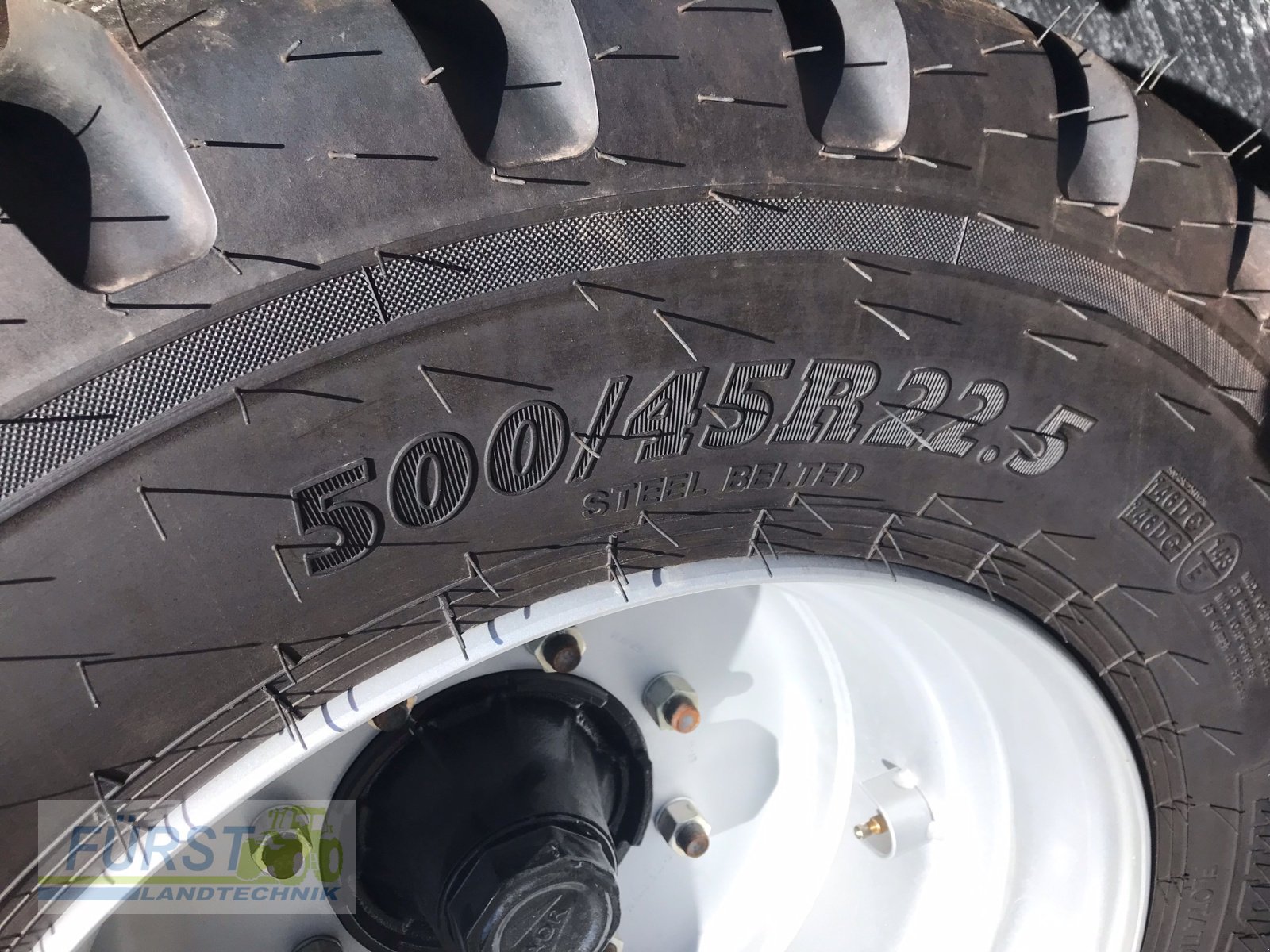 Kipper of the type Demmler TDK 140 L, Neumaschine in Perlesreut (Picture 5)