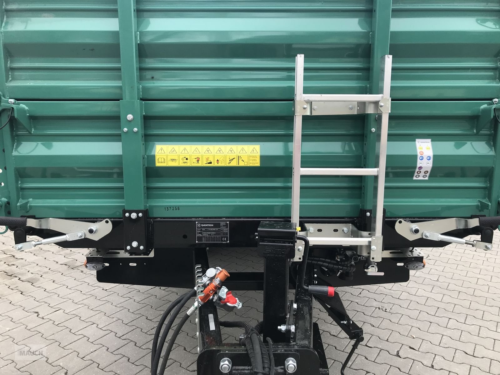 Kipper типа Farmtech E-Line 800, Neumaschine в Burgkirchen (Фотография 8)