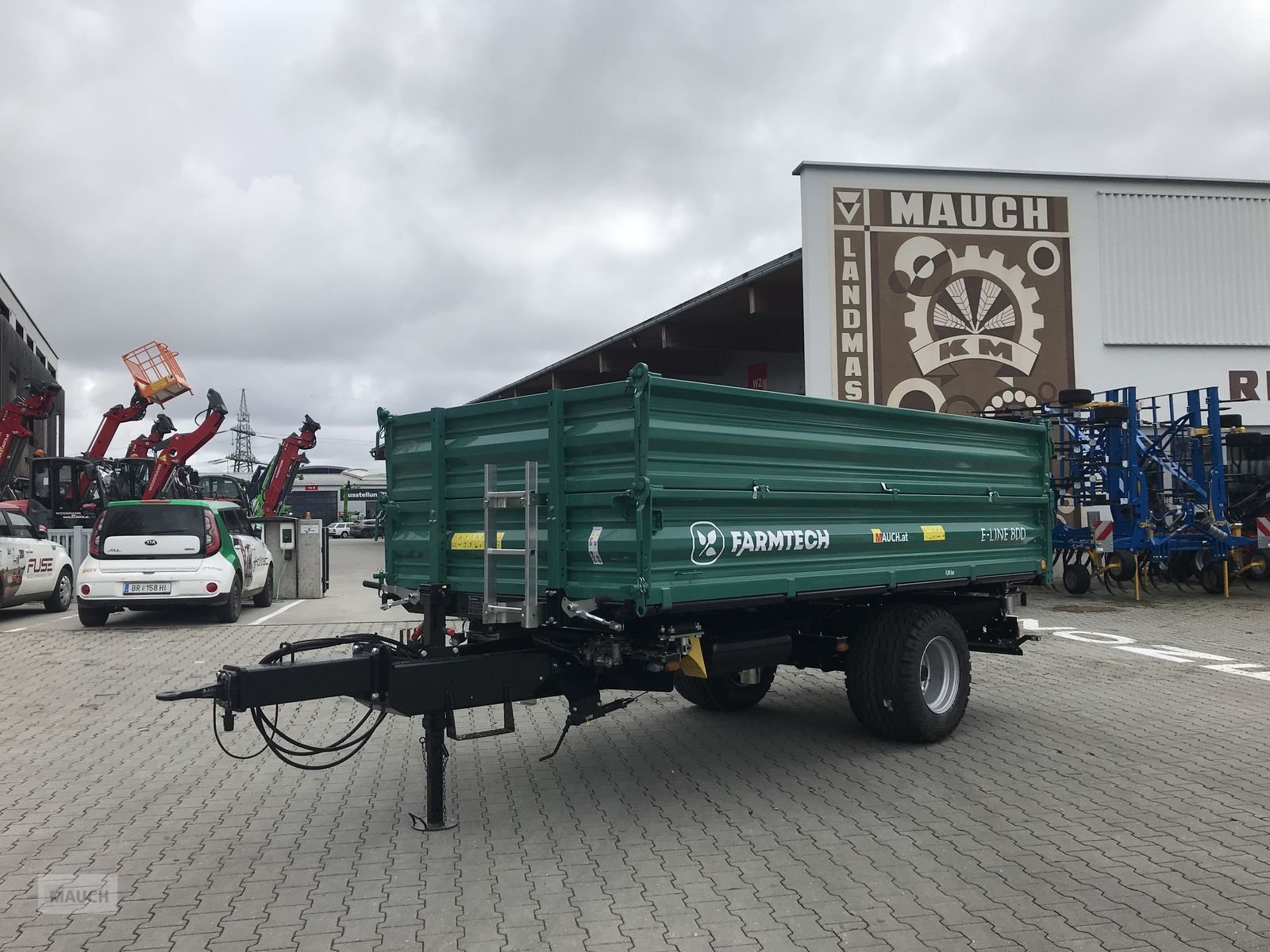 Kipper типа Farmtech E-Line 800, Neumaschine в Burgkirchen (Фотография 1)