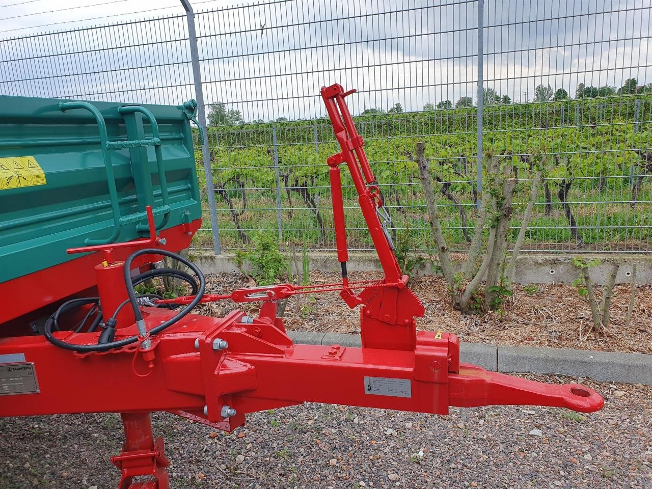 Kipper des Typs Farmtech EDK 500, Neumaschine in Niederkirchen (Bild 4)