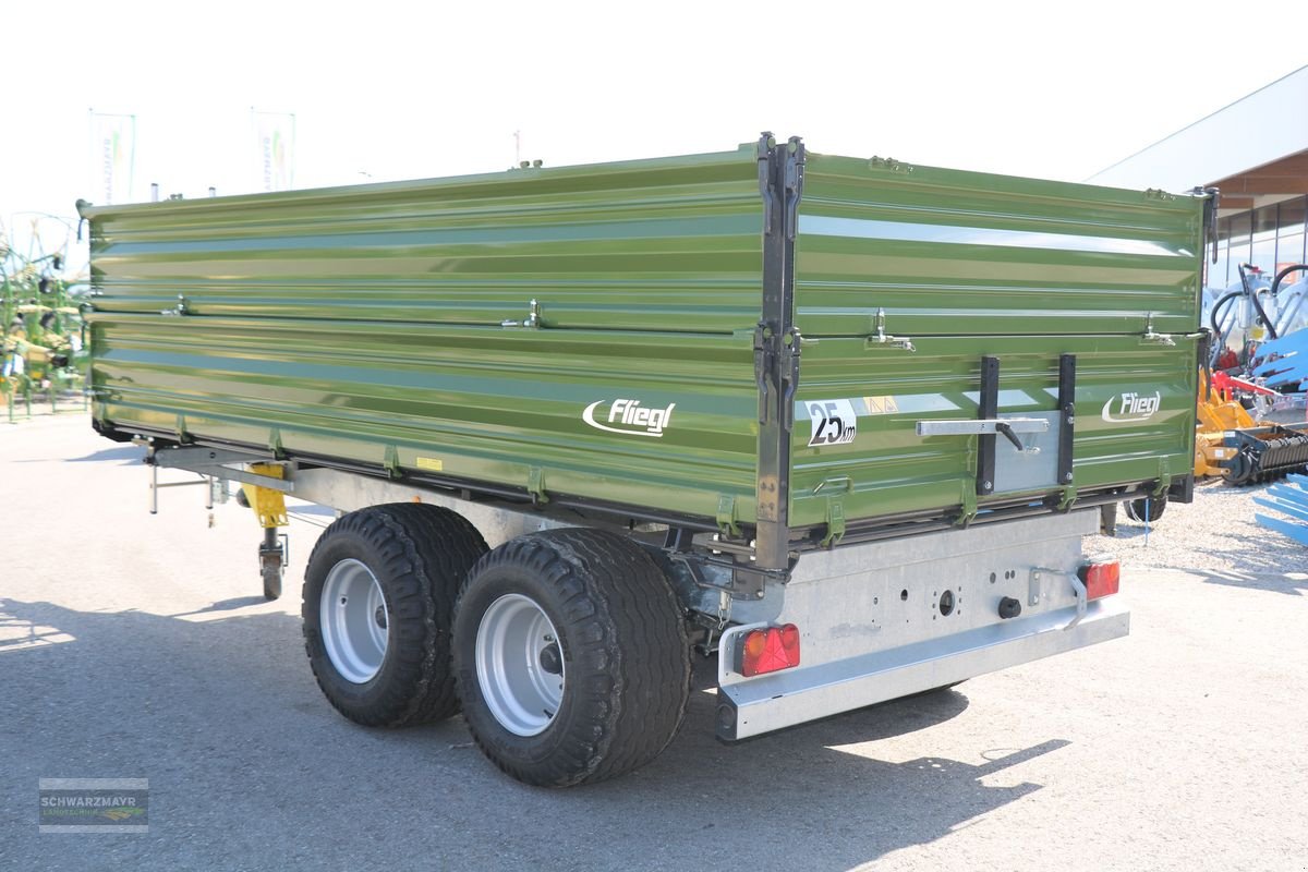 Kipper des Typs Fliegl 100 VR FOX, Neumaschine in Gampern (Bild 4)