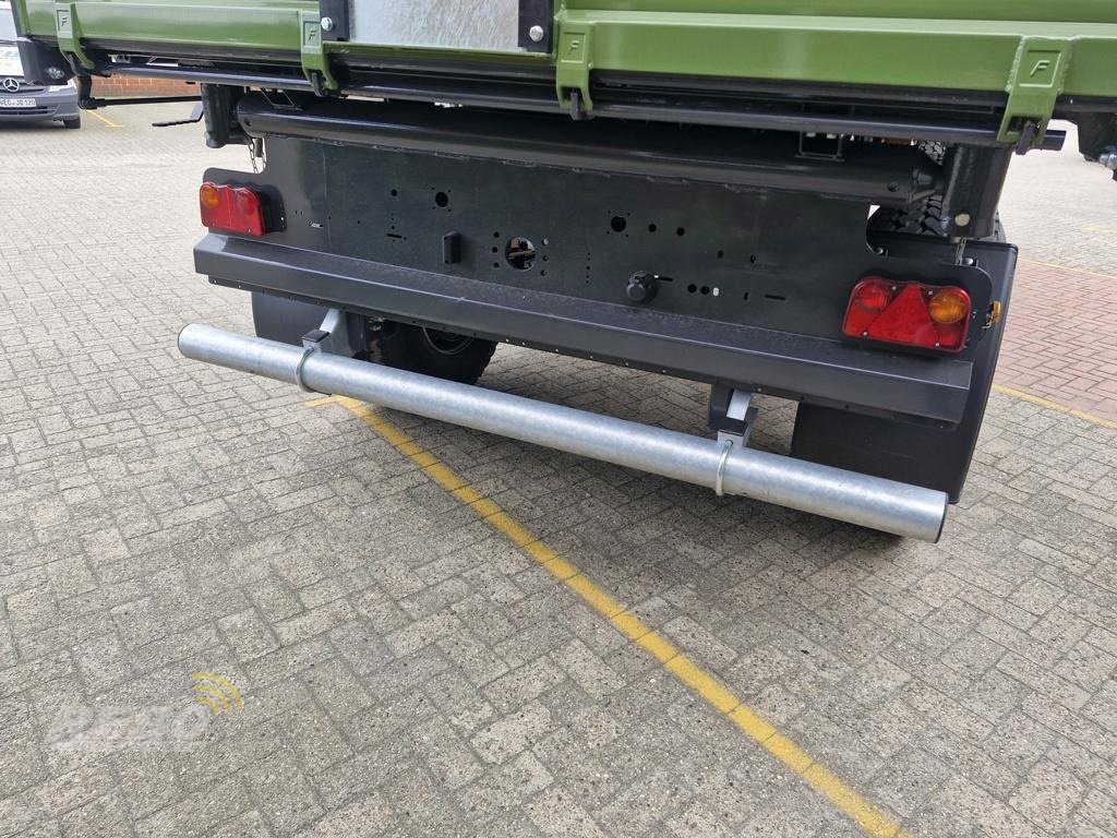 Kipper of the type Fliegl DDK 240 FOX, Neumaschine in Aurich (Picture 12)