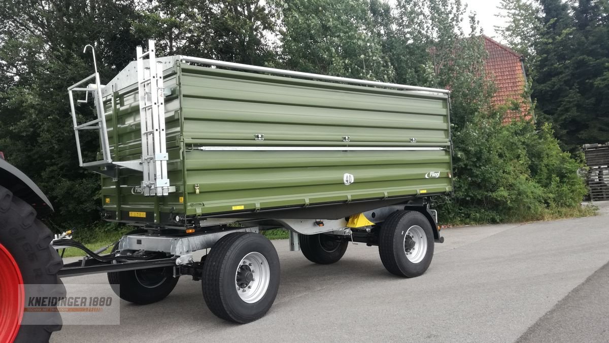 Kipper des Typs Fliegl DK180-88, Neumaschine in Altenfelden (Bild 1)