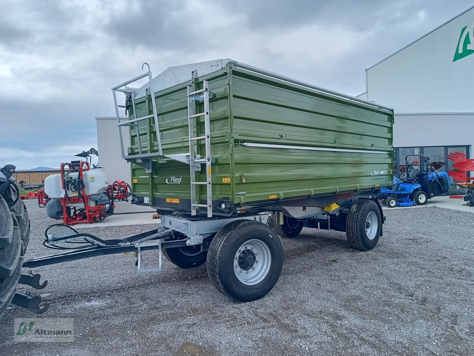 Kipper des Typs Fliegl DK180 Maxum FOX, Neumaschine in Lanzenkirchen (Bild 1)