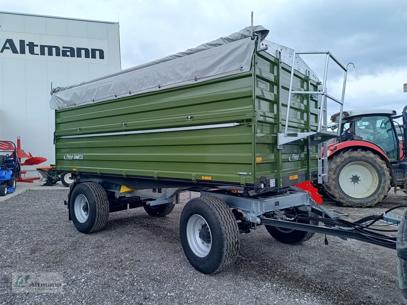 Kipper des Typs Fliegl DK180 Maxum FOX, Neumaschine in Lanzenkirchen (Bild 8)