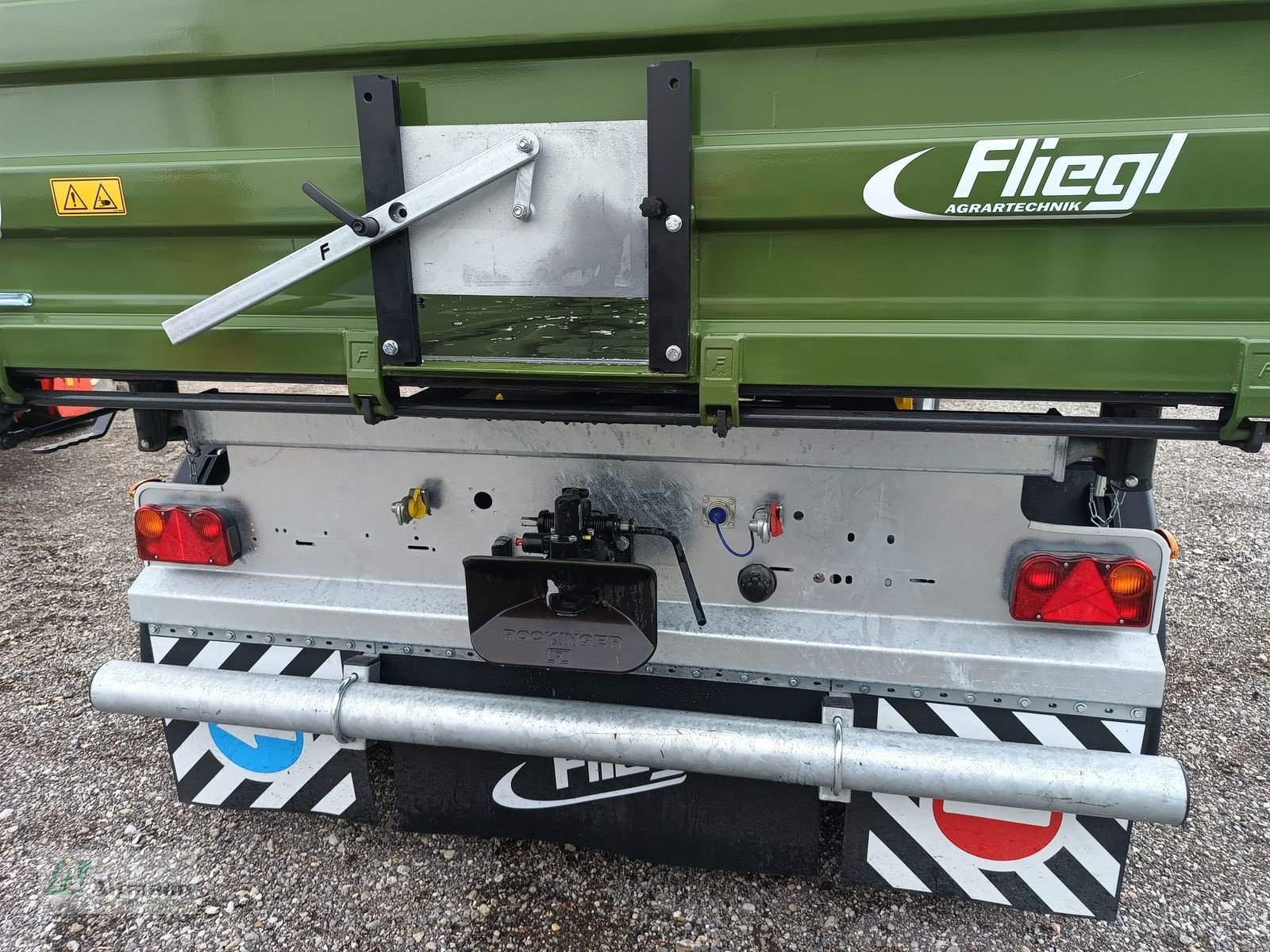 Kipper des Typs Fliegl DK180 Maxum FOX, Neumaschine in Lanzenkirchen (Bild 10)