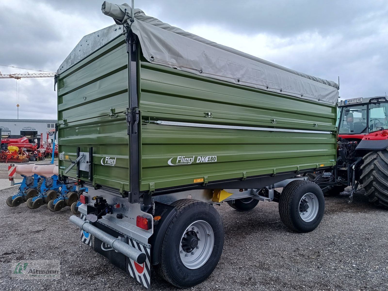 Kipper des Typs Fliegl DK180 Maxum FOX, Neumaschine in Lanzenkirchen (Bild 7)