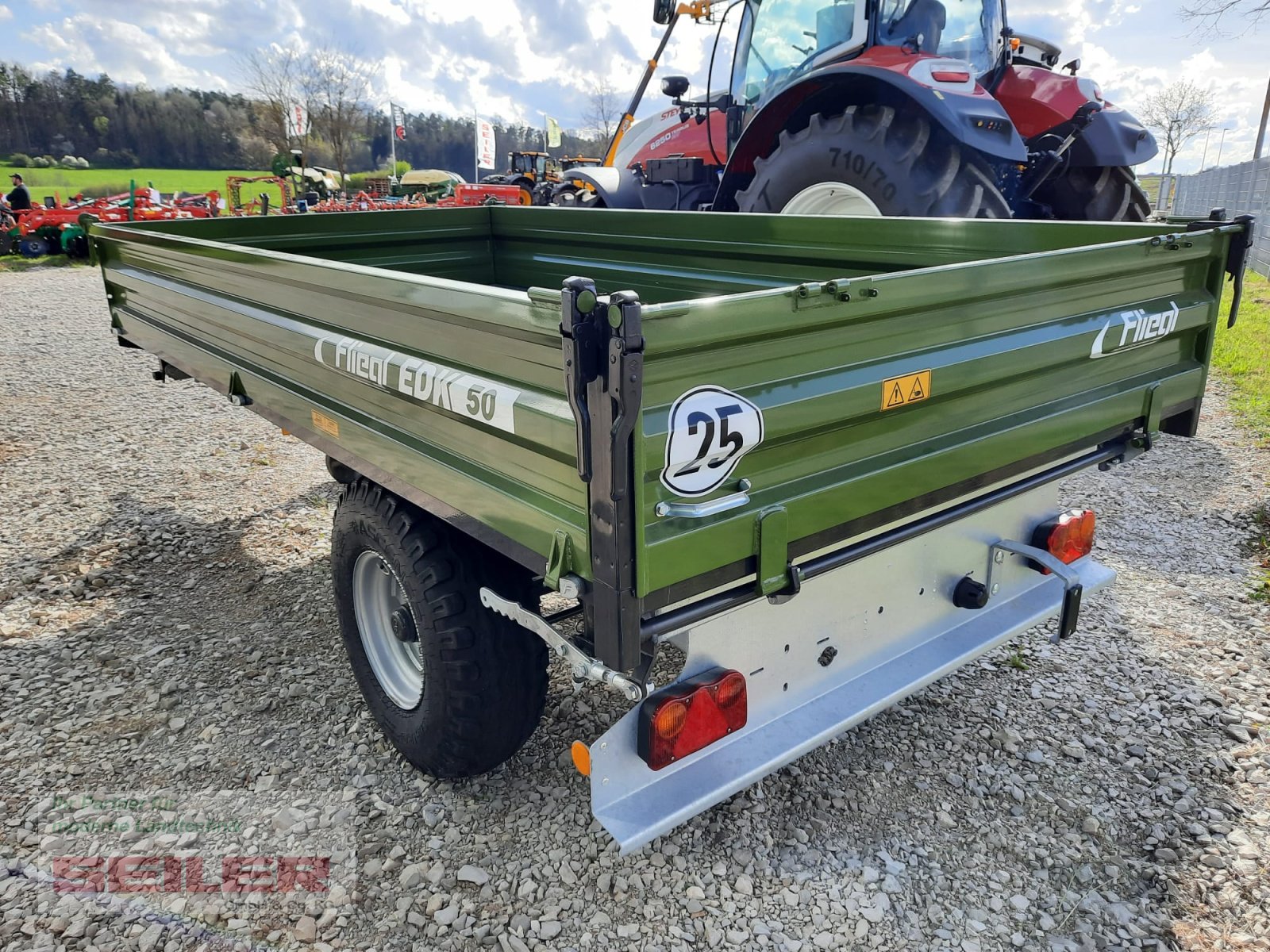 Kipper of the type Fliegl EDK 50 FOX, Neumaschine in Ansbach (Picture 2)