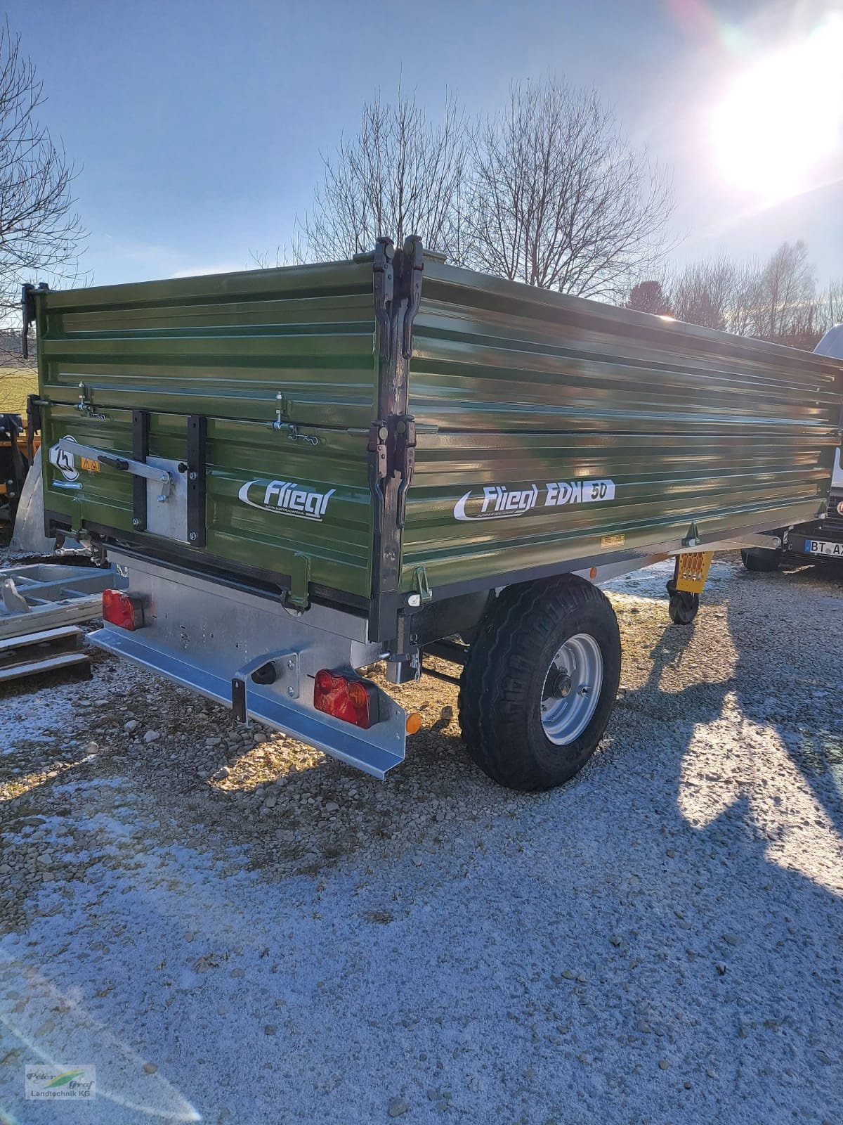 Kipper of the type Fliegl EDK 50, Neumaschine in Pegnitz-Bronn (Picture 4)