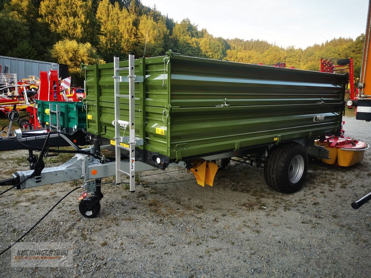 Kipper of the type Fliegl EDK 60 Fox, Neumaschine in Altenfelden (Picture 1)