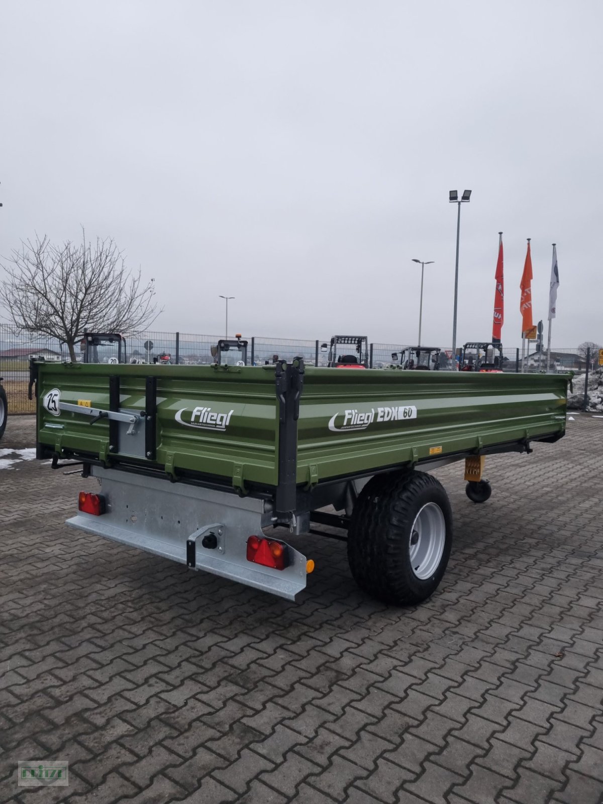 Kipper del tipo Fliegl EDK 60, Gebrauchtmaschine In Bruckmühl (Immagine 2)