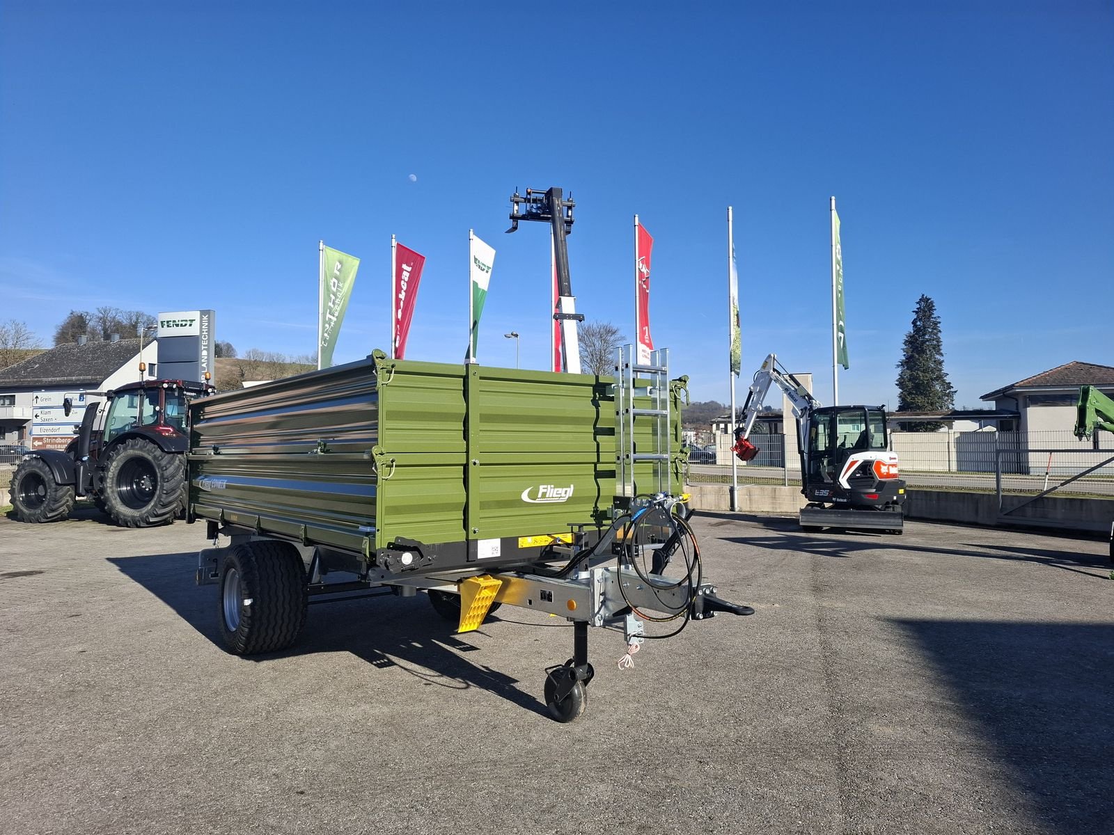 Kipper tipa Fliegl EDK 70, Neumaschine u Saxen (Slika 3)