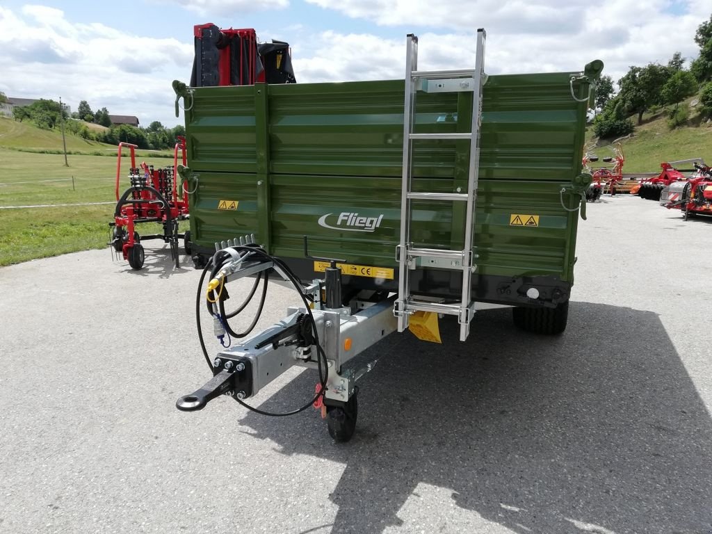 Kipper des Typs Fliegl EDK 70, Neumaschine in Grünbach (Bild 2)