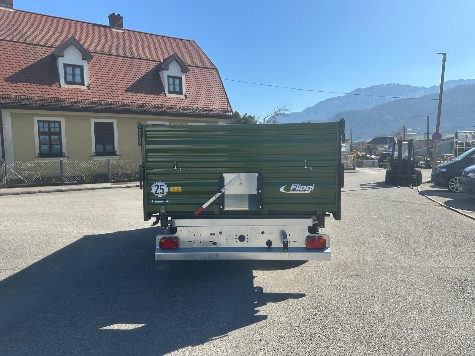 Kipper του τύπου Fliegl EDK 70, Neumaschine σε Kirchdorf (Φωτογραφία 8)