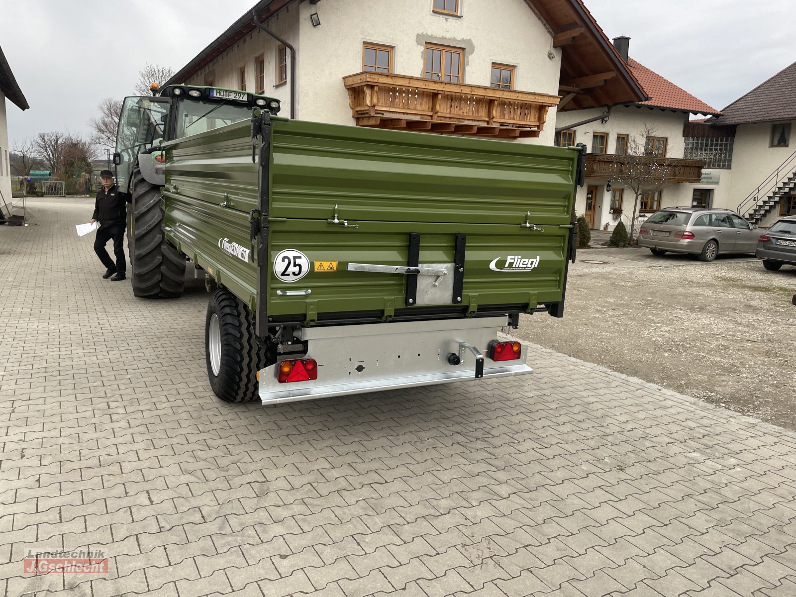 Kipper του τύπου Fliegl EDK60 FOX, Neumaschine σε Mühldorf (Φωτογραφία 8)